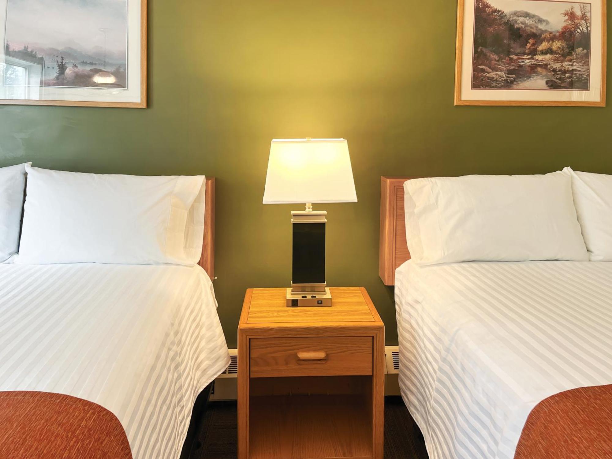 Coast Hinton Hotel Eksteriør billede